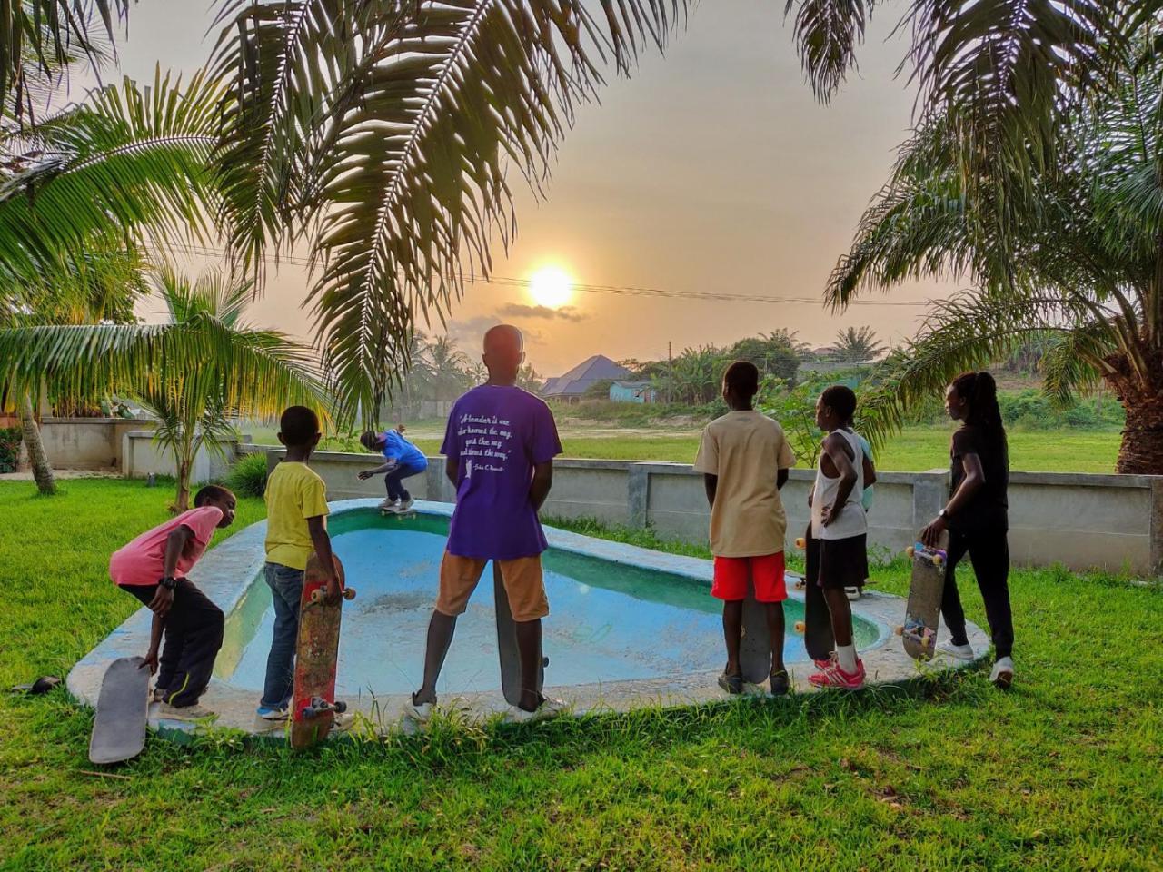Serenity Haven Lodge Busua 외부 사진